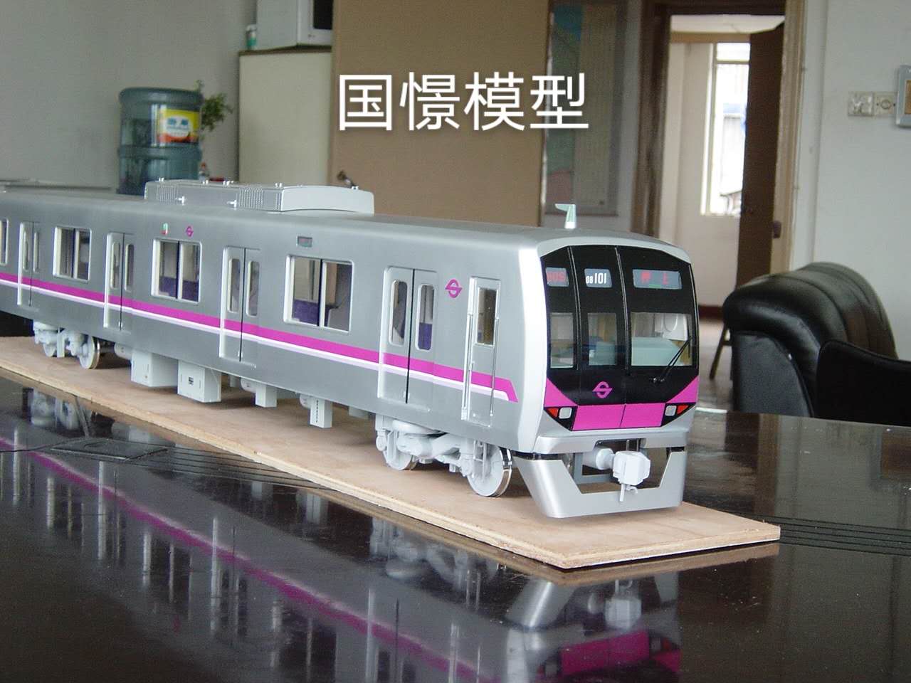 伊犁车辆模型