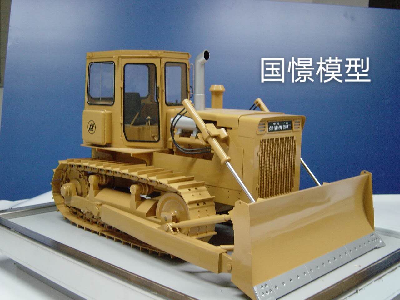 伊犁车辆模型